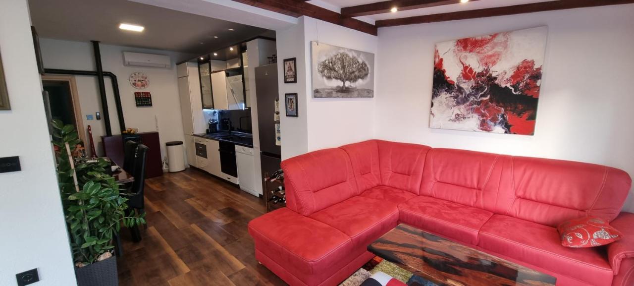 Luxurious Three Bedrooms Apartment With Two Terraces Каштела Екстер'єр фото